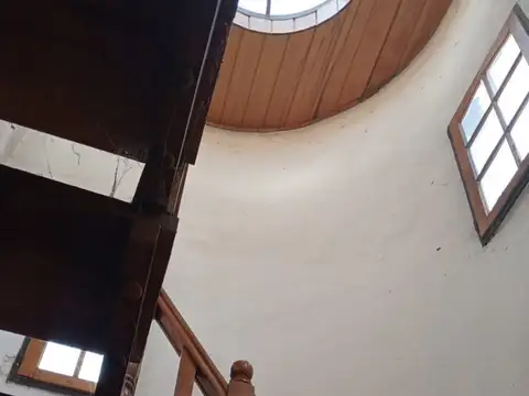 Casa 6 ambientes con 3 baños