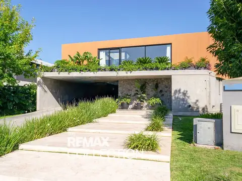 Casa en Venta en Terralagos, USD 1.400.000