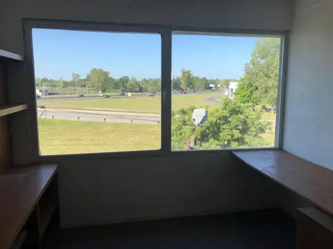 Oficina en  Venta o Alquiler 