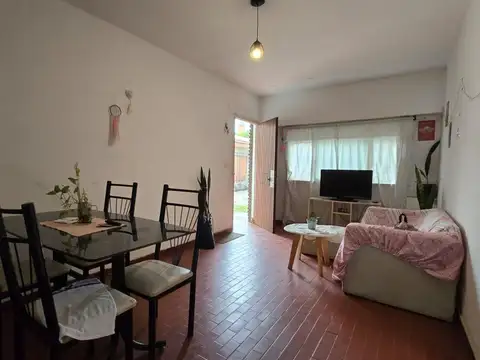 Depto Tipo Casa en Venta en Ituzaingó, USD 70.000
