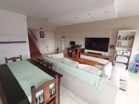 Depto Tipo Casa en Venta 39 años