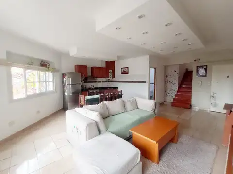 Depto Tipo Casa en Venta en Parque Avellaneda, USD 123.000