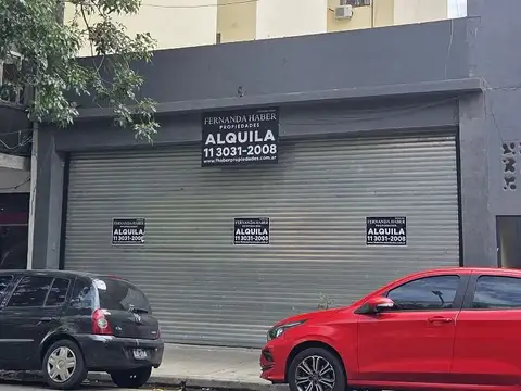 Local comercial en alquiler/venta en Vieytes al 1300 Barracas zona Outlet  CABA