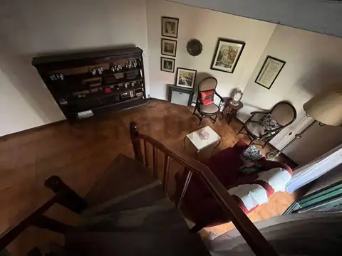 Casa de 2 dormitorios - Zona Plaza Malvinas - USD 120.000