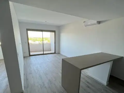 Departamento en Alquiler en Tigre Centro, $ 800.000