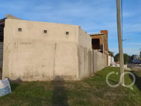 Terreno en Venta 30  mts Fondo
