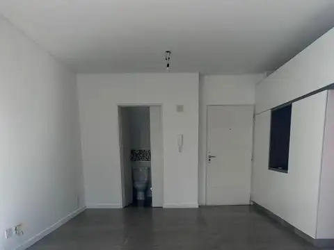 Vidal 2100, Piso 3°