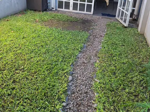 Depto Tipo Casa en Venta en Villa Pueyrredón, USD 125.000