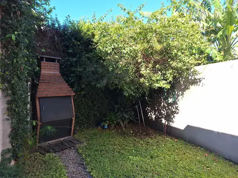 Depto Tipo Casa en Venta de 2 ambientes