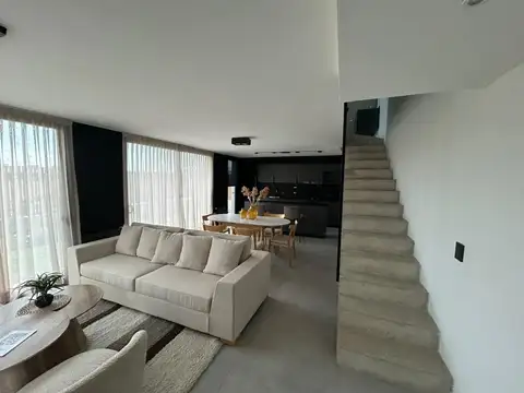Bv. De los Rusos 3100