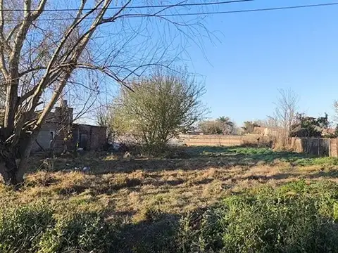 LOTE CALLE ROVERANO - CERCANO A LA RUTA NAC 11