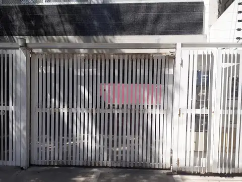 Cochera descubierta en alquiler San Isidro