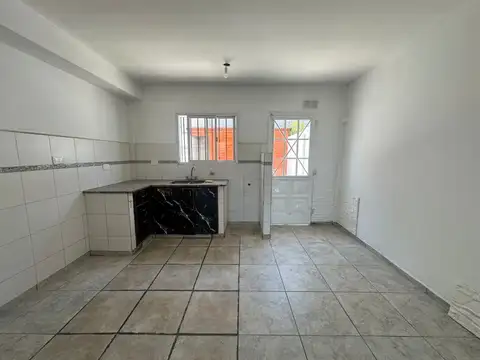 Casa en Alquiler al Oeste