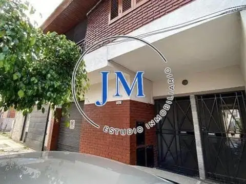 PH TIPO CASA EXELENTE UBICACION 4 AMBIENTES  , MUY LUMINOSO