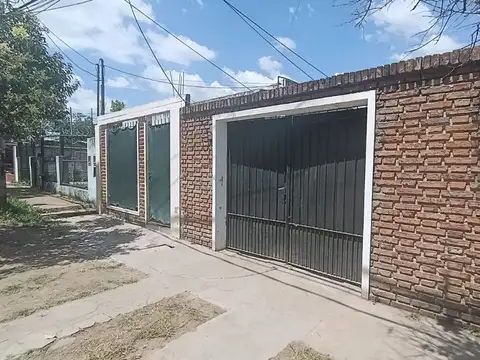 CASA 5 AMB VENTA MORENO MULTIFAMILIAR + 3 DPTOS