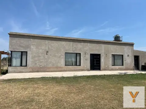 Casa en venta - 1 Dormitorio 1 Baño - 1.026Mts2 - Carmen de Areco