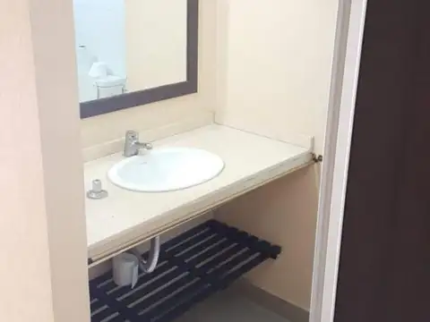 MONOAMBIENTE EN ALQUILER EN CASTELAR CENTRO