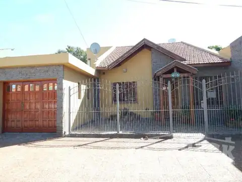 Juan Cruz Varela al 800