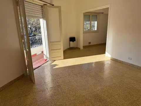 Alquiler departamentoPH 3 amb gran terraza Parque Avellaneda