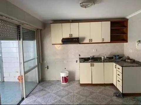 Casa en Alquiler en Quilmes, $ 800.000