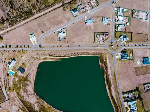 Terreno a la venta en Los Juncos barrio cerrado L17