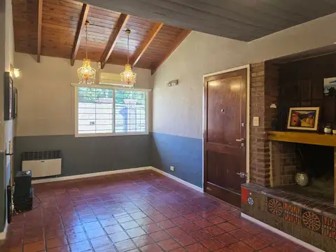 Casa en Venta en Villa Gobernador Udaondo, USD 199.000