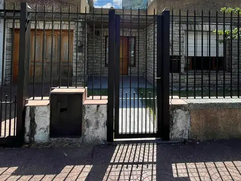 Casa en Venta en El Palomar, USD 105.000