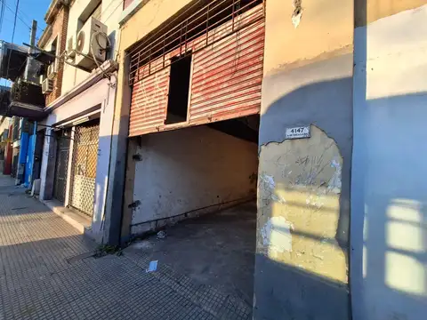 Local en Venta en Valentin Alsina, USD 180.000