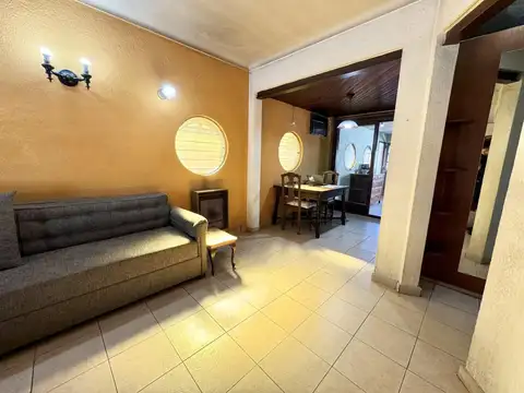 Casa en Venta en Castelar Sur, USD 160.000