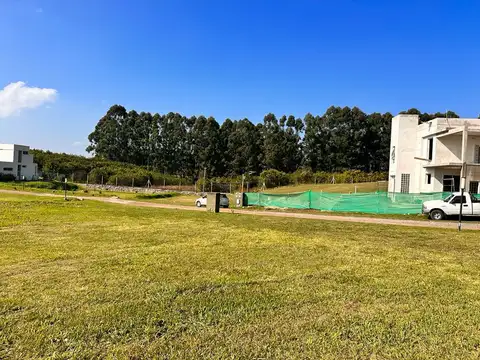 Terreno en Venta en Los Nogales, USD 17.000