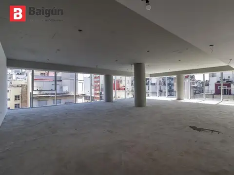 EDIFICIO DE OFICINAS EN EXCELENTE UBICACION