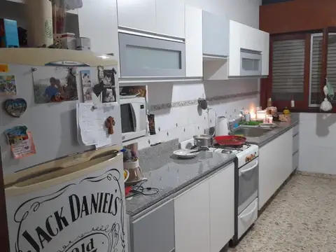 Casa en Venta en Quilmes Oeste, USD 95.000