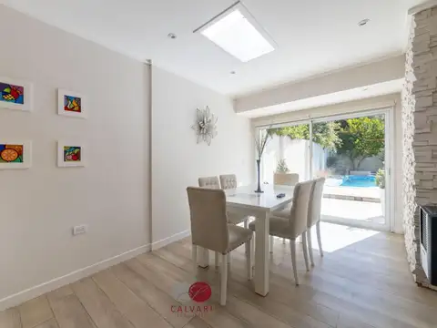 Casa 4 ambientes con 4 baños