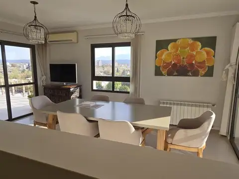 Departamento en Alquiler de 5 dormitorios