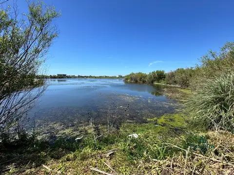 Venta Lote a la laguna Pueblos del Plata