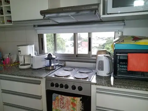 DEPARTAMENTO DE DOS AMBIENTES CON BALCON AL FRENTE