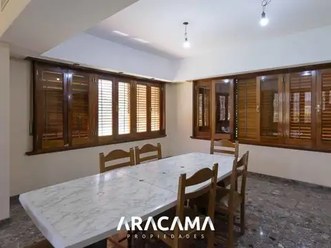 Casa en Venta en Monte Grande, USD 390.000