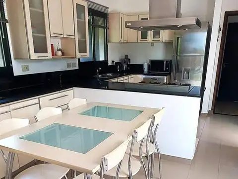Casa en Alquiler 16 años