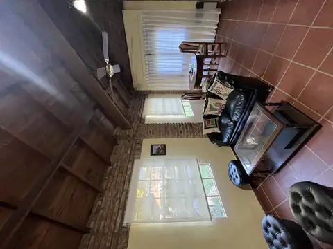 Casa en Venta en Villa Elisa [Cod: 742]