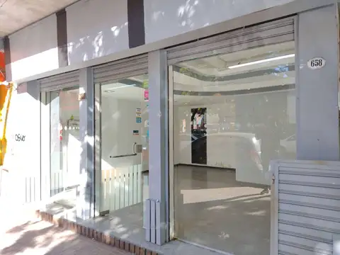 Alquiler de Local, en La Plata