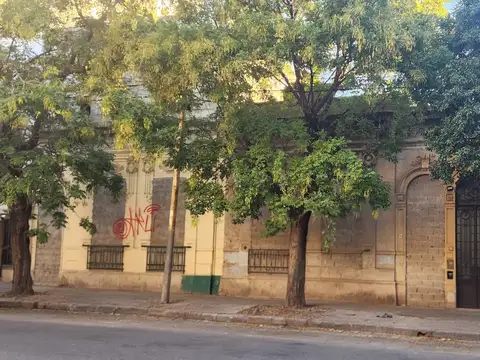 Fray Cayetano Rodríguez 684