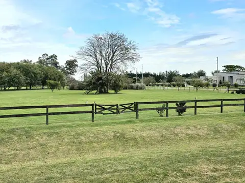 Venta Lote en Chacras de la Trinidad | VCO Propiedades
