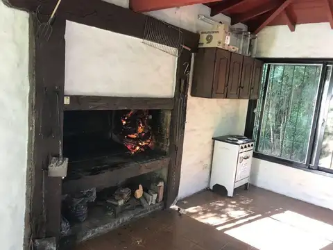 QUINTA CASA 3 AMB -LOTE DE 3000m2-PILETA-COCHERA