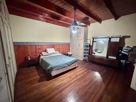 Depto Tipo Casa en Venta de 4 ambientes