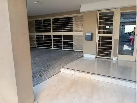 Cochera Fija I Techada en Villa del Parque