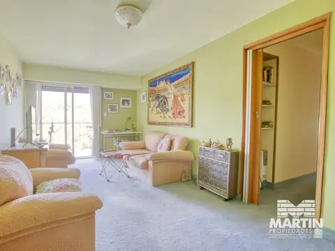 Departamento de 3 Ambientes de Venta en Martinez con Balcon y Cochera