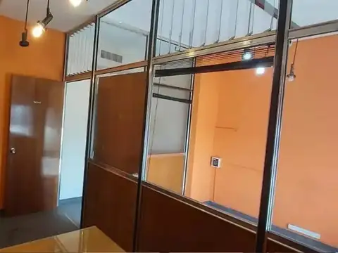 Oficina en Alquiler 20 años