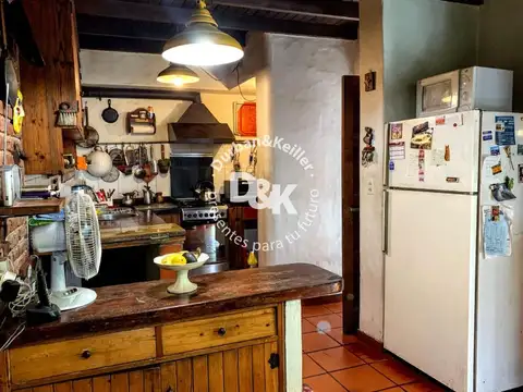 Casa en Venta con 1 cochera