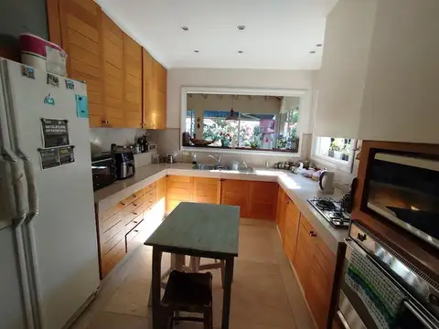 Alquiler Chalet en Plena Avenida Emilio Civit