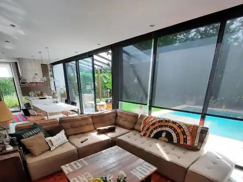 Casa 4 ambientes con 3 baños